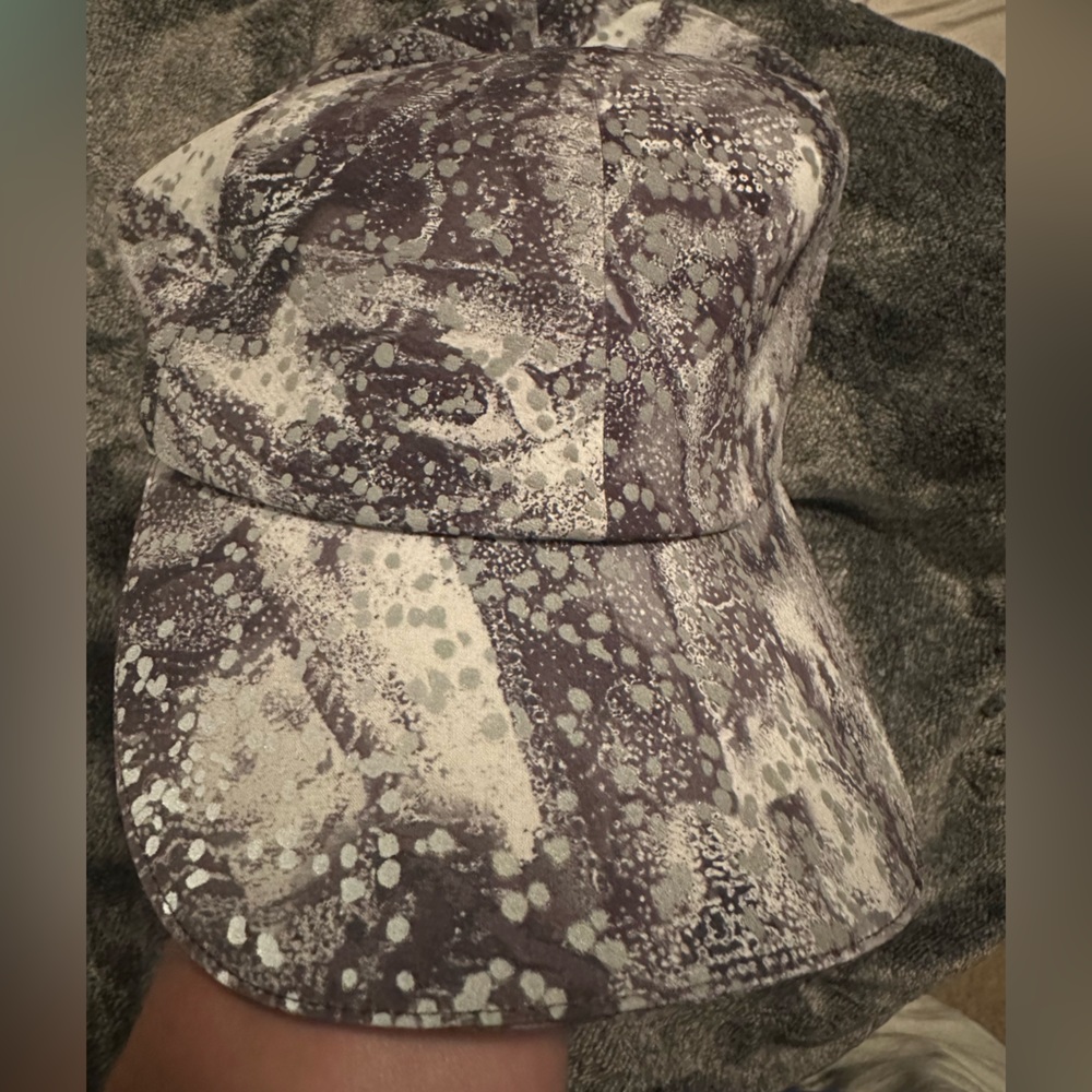 NWT Lululemon hat